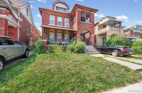 Photo of 2690 Pasadena Street, Detroit, MI 48238 (MLS # 61014831)