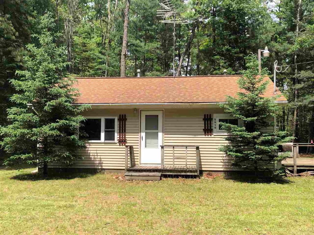 Photo of 5810 Weiss Street, Gladwin, MI 48624 (MLS # 50198578)