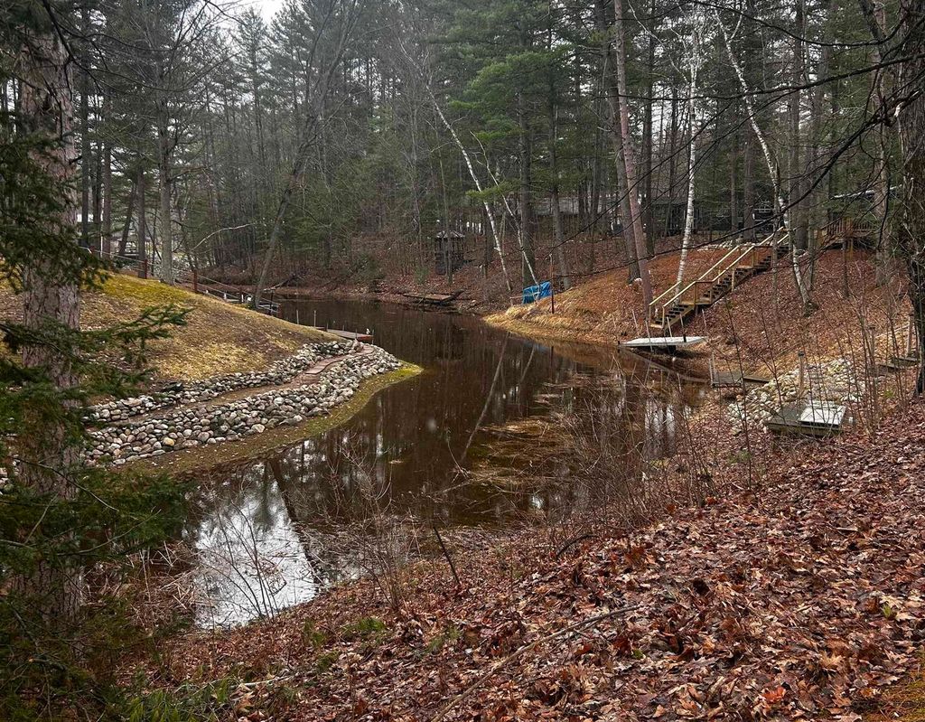 Photo of 47 W River Road, Gladwin, MI 48624 (MLS # 50202285)