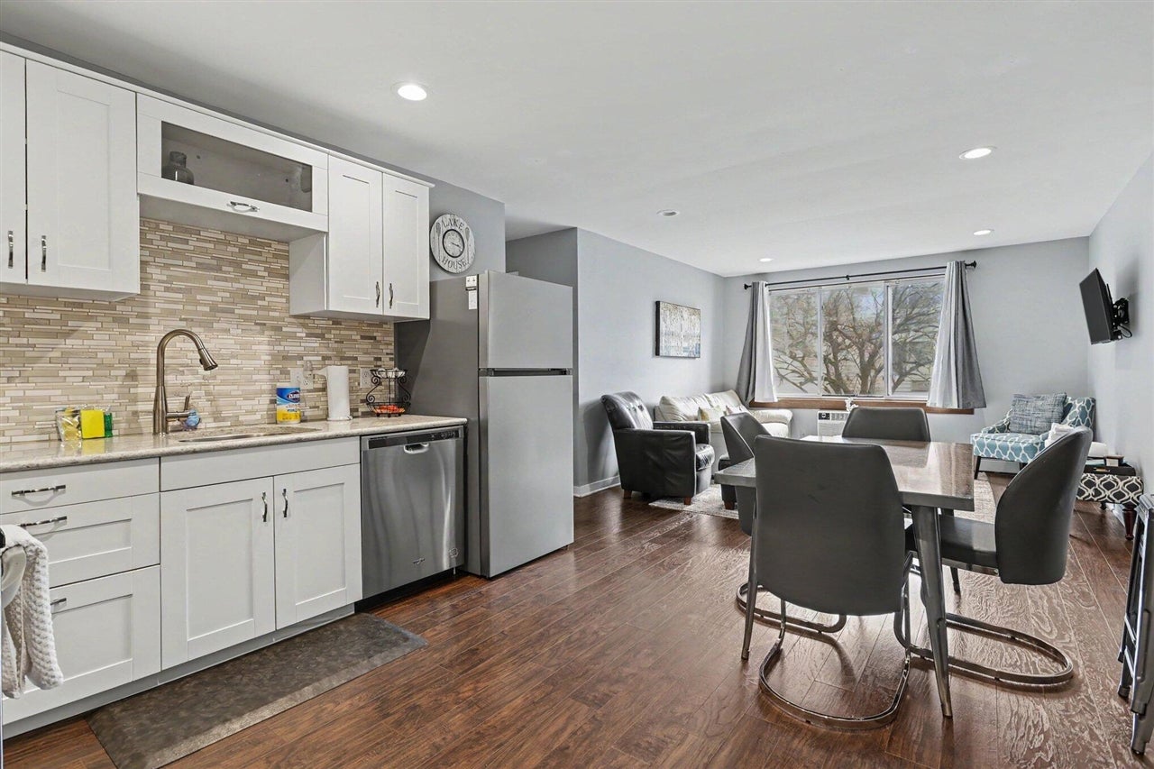 225 North Shore Drive 212