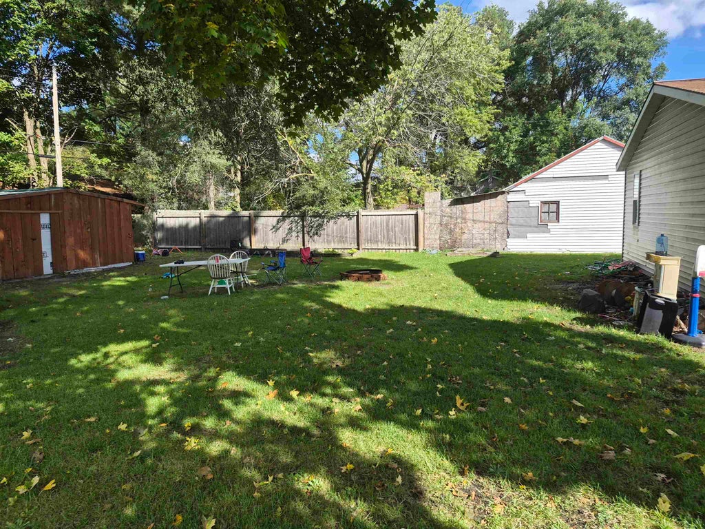 Photo of 213 E. Maple Street, Gladwin, MI 48624 (MLS # 50223896)