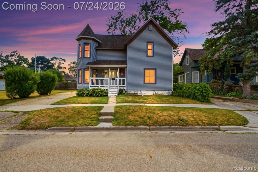 205 N Mackinaw Street