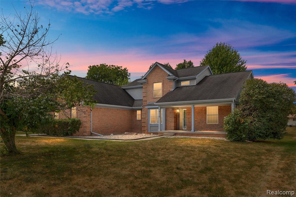9110 Old Oak Drive