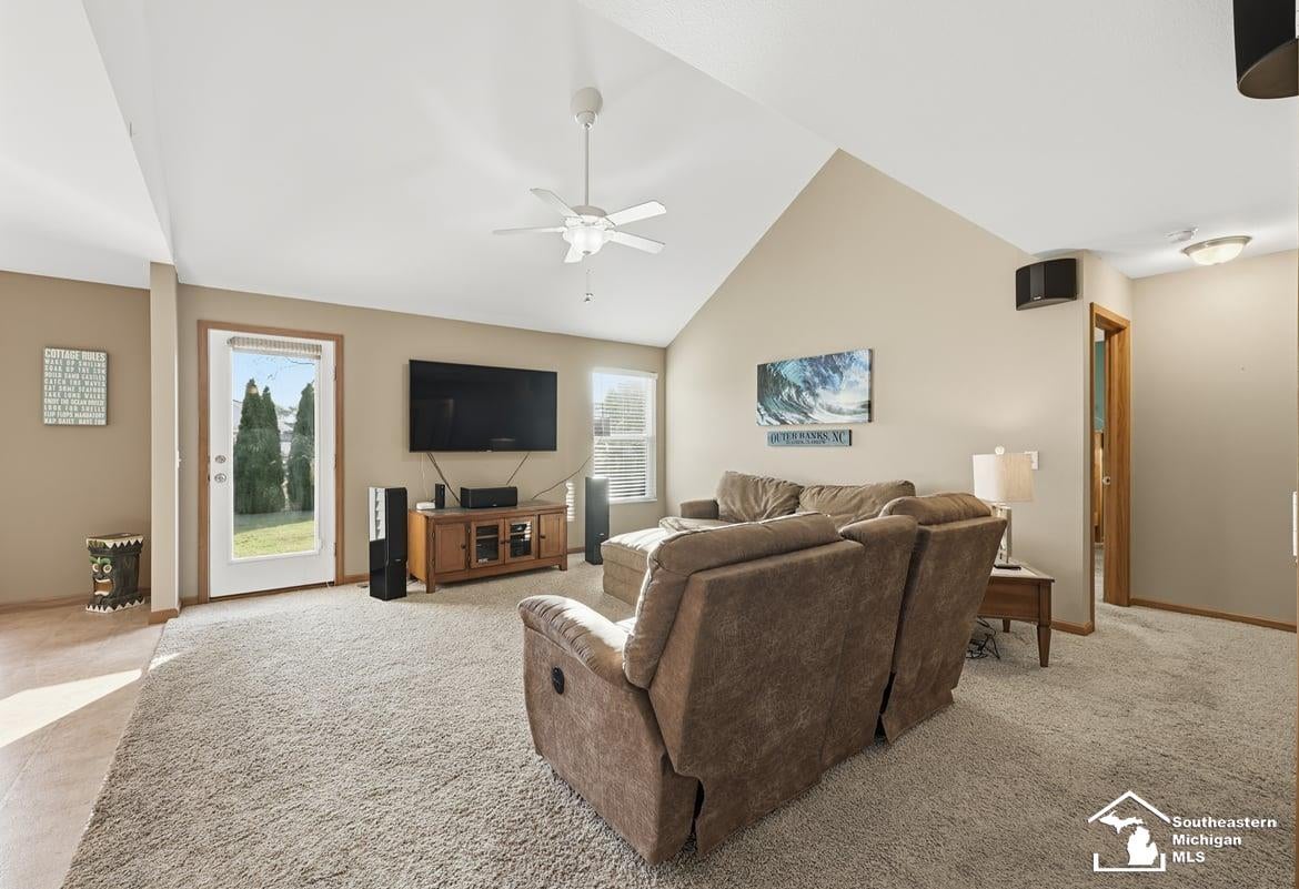 7546 Willow Pointe Drive