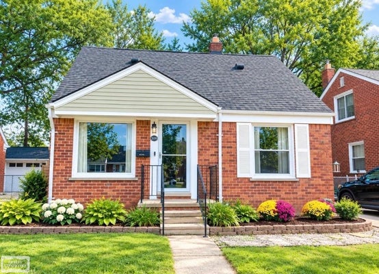 1306 N SILVERY LN, DEARBORN, MI 48128 - Image 8ceb113bb0107318fcd90d742ff6f545/2145651783