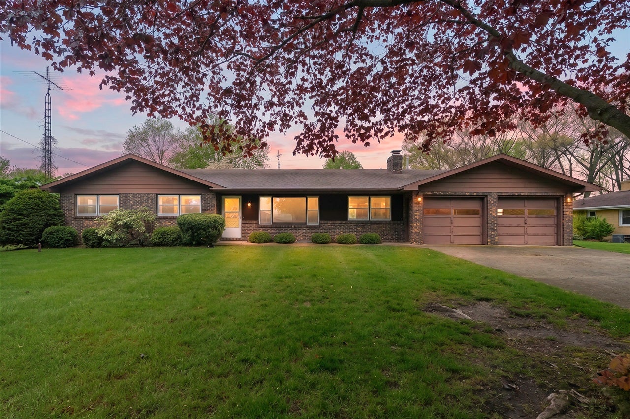 2286 Shiawasee Lane