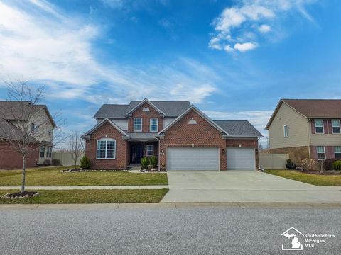 Photo of 23200 Bluegrass Drive, Brownstown Twp, MI 48183 (MLS # 50202883)
