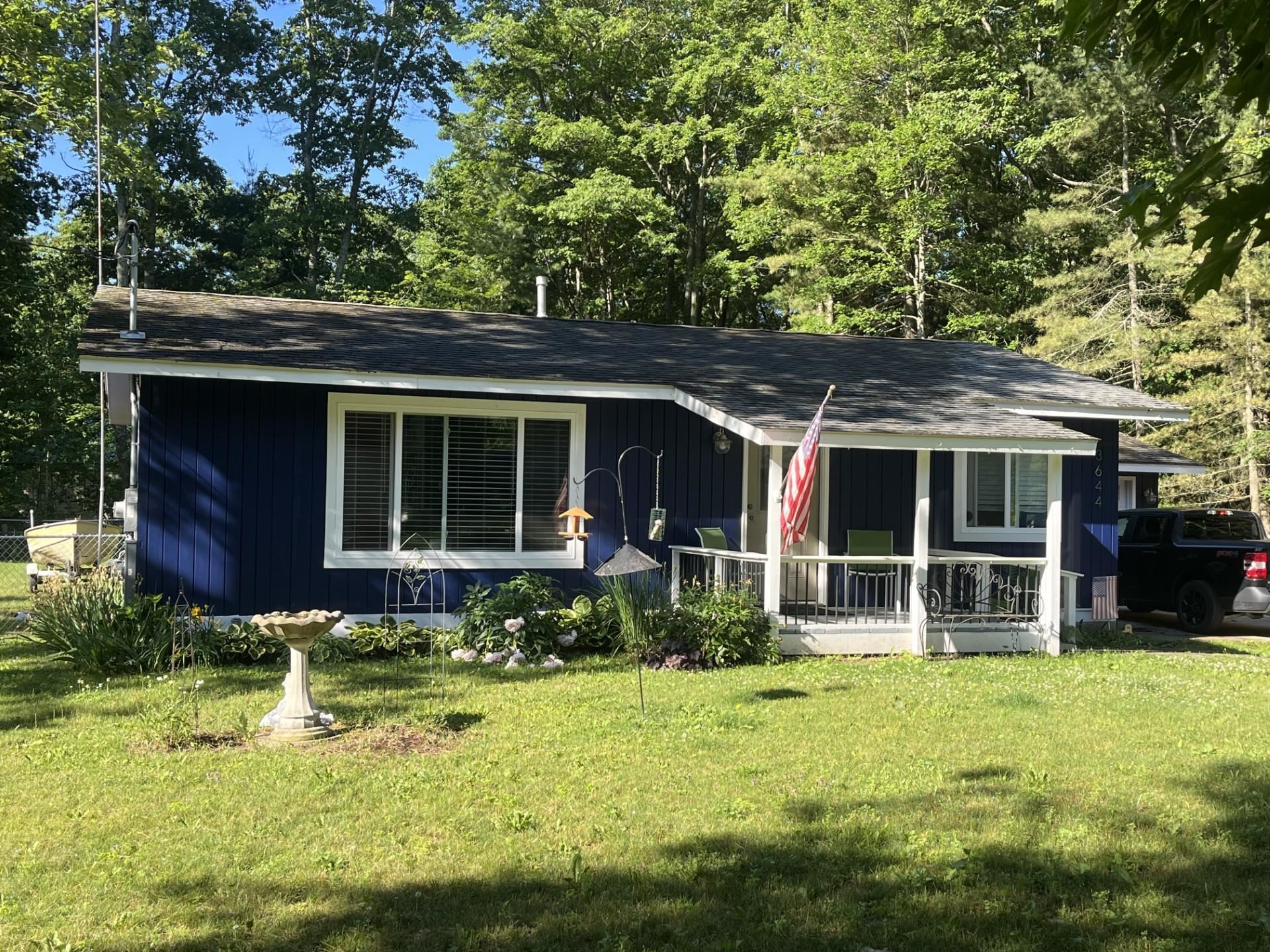 3644 Crescent Drive