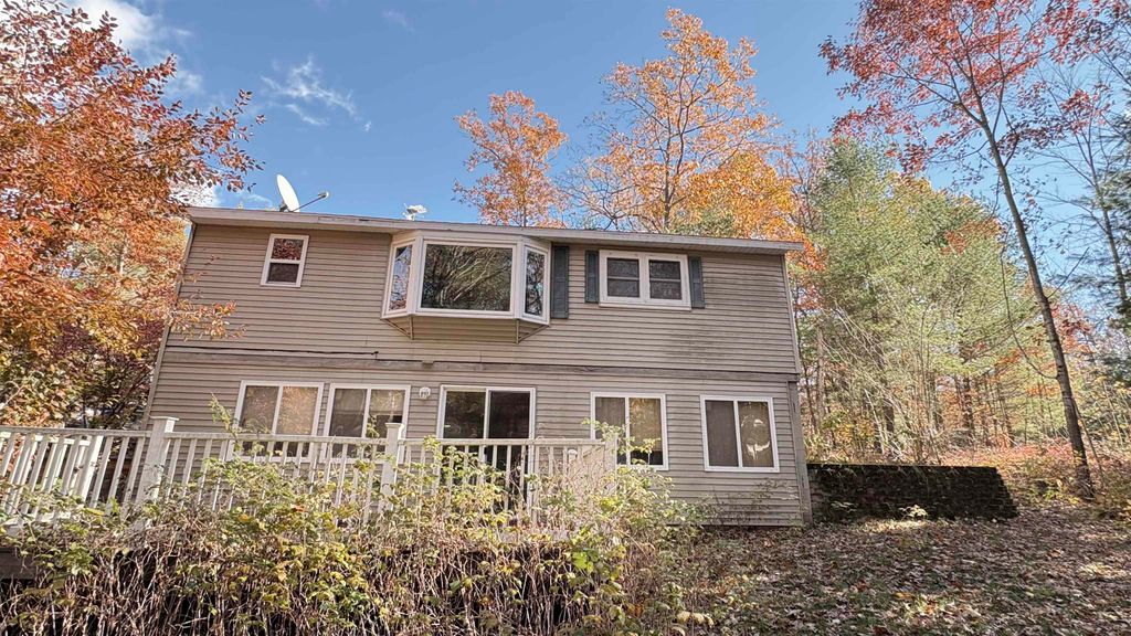 Photo of 2790 Gilroy Drive, Harrison, MI 48625 (MLS # 50193354)