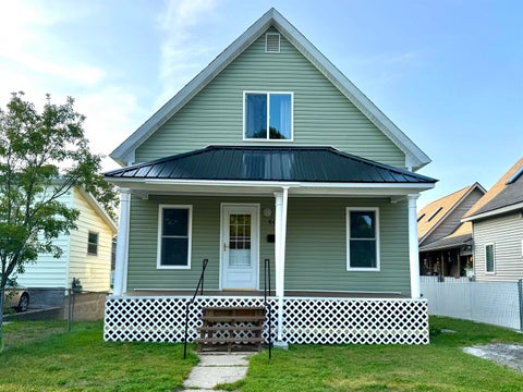 Photo of 605 E Garfield Street, Cadillac, MI 49601 (MLS # 80071918)