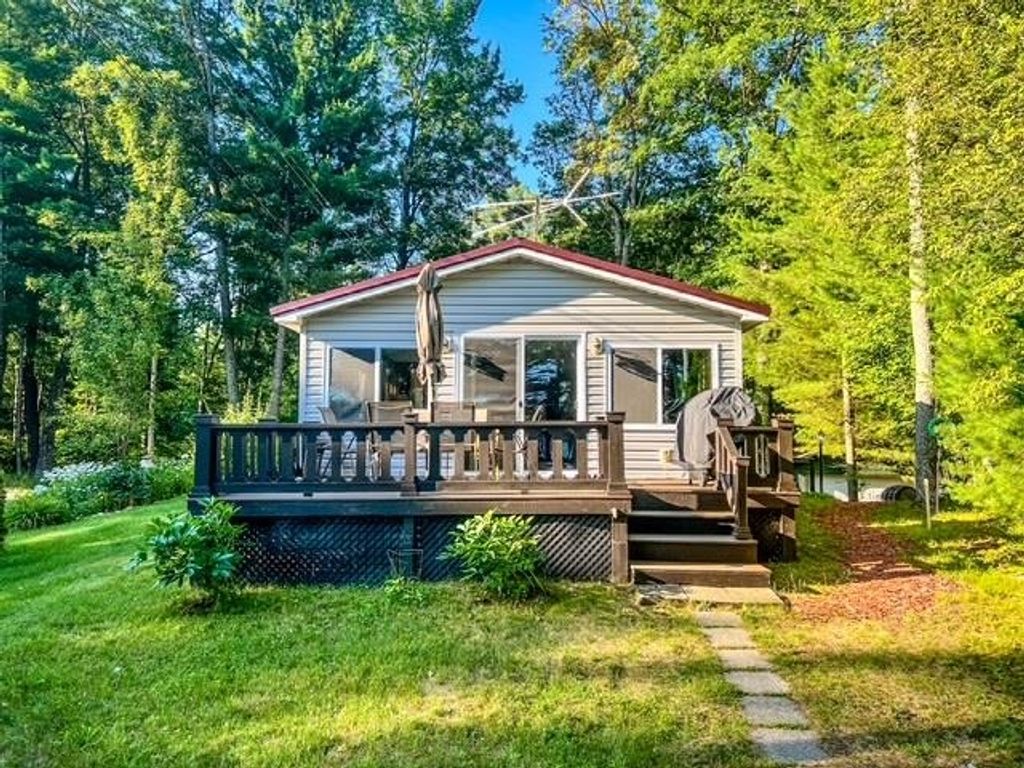 Photo of 5388 GRONDA Road, Harrison, MI 48625 (MLS # 50204283)