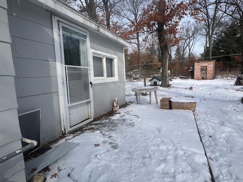 Photo of 2403 Fir Trail, Harrison, MI 48625 (MLS # 50200363)