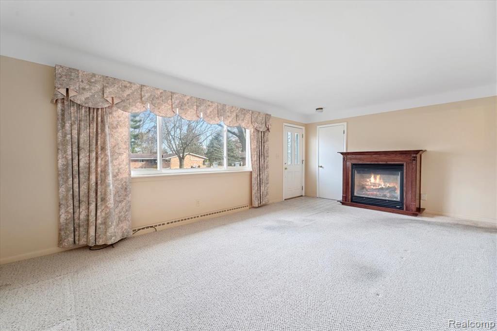 5033 Robinwood Street