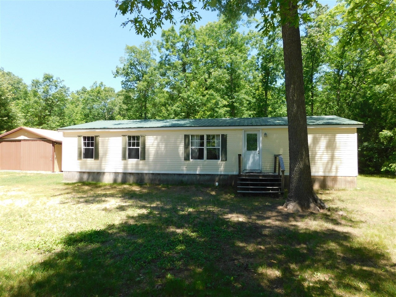 647 N Hart Road