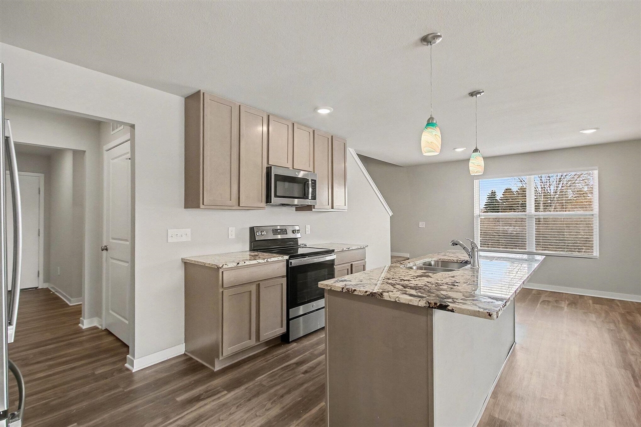 871 Winchester Street