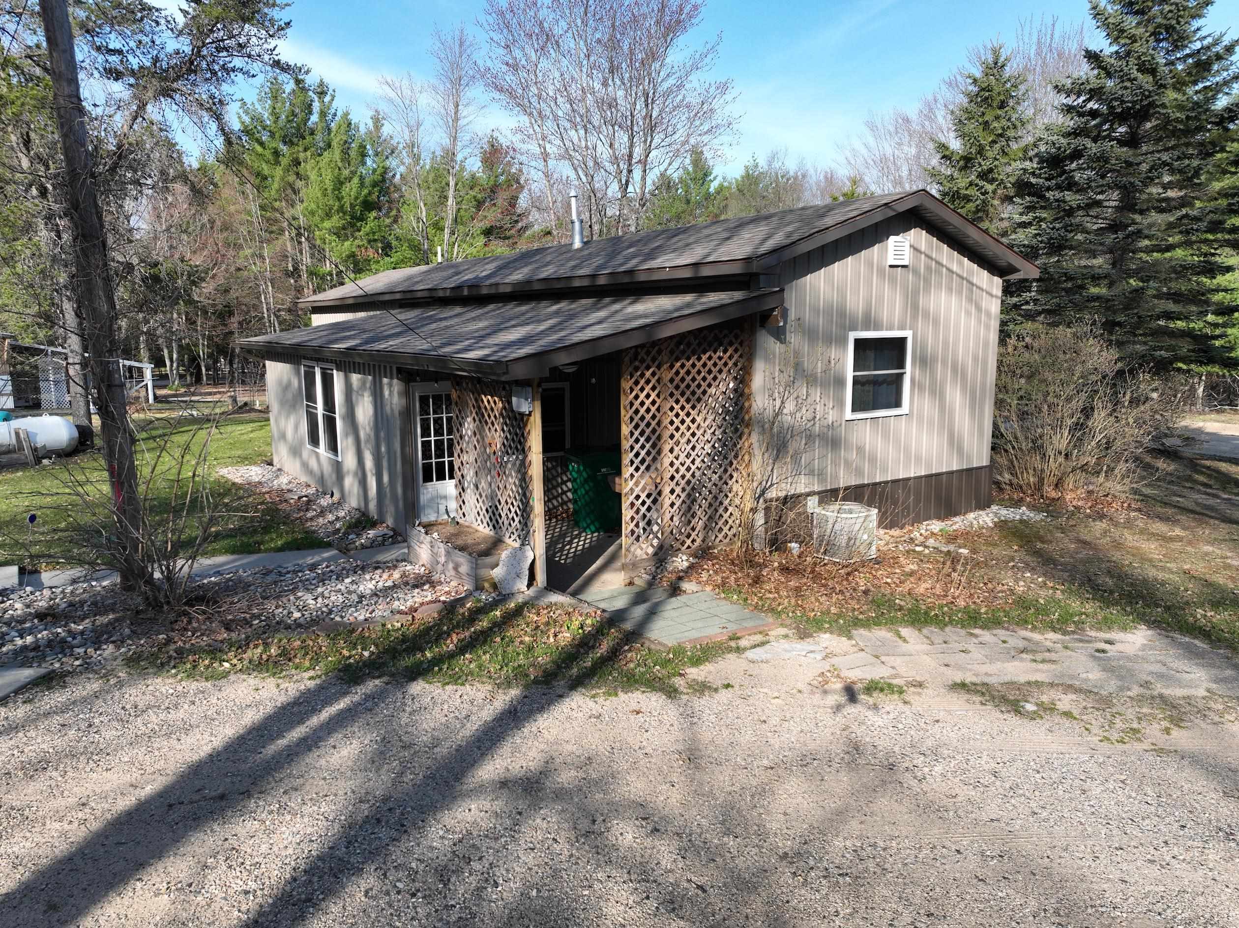 2894 White Pine Drive