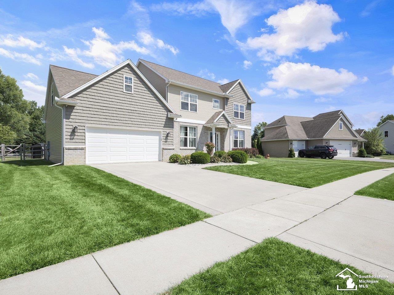1132 Twin Lakes Drive