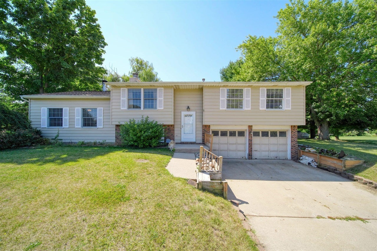 2129 Heights Drive