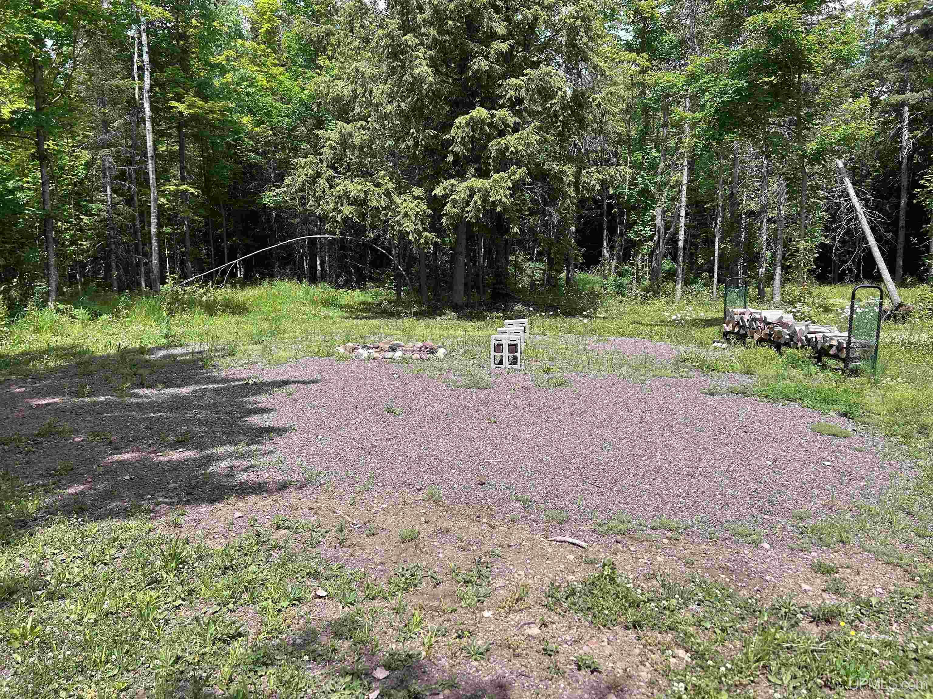 724 N County 519 Road