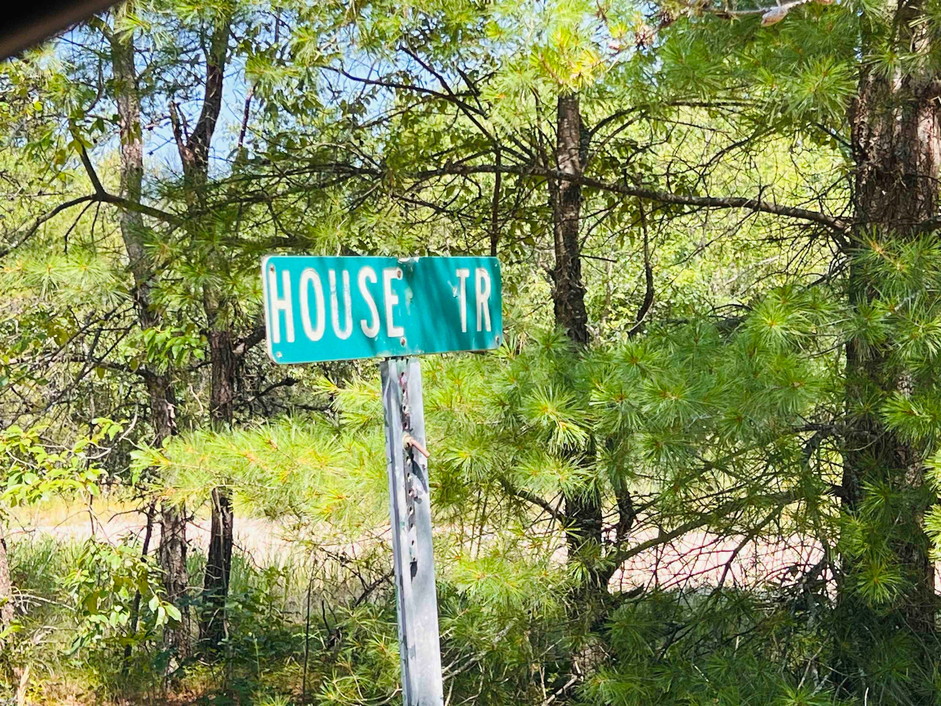 9401 House Trail
