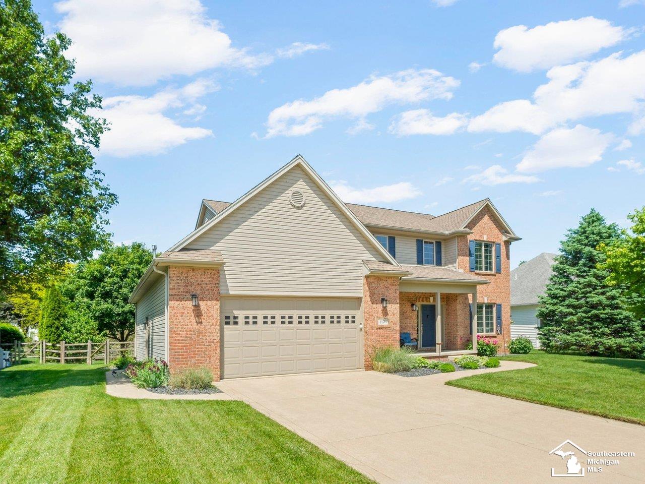1176 Twin Lakes Drive