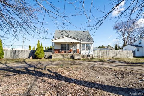 Photo of 1721 E Woodward Heights Boulevard, Hazel Park, MI 48030 (MLS # 60975838)