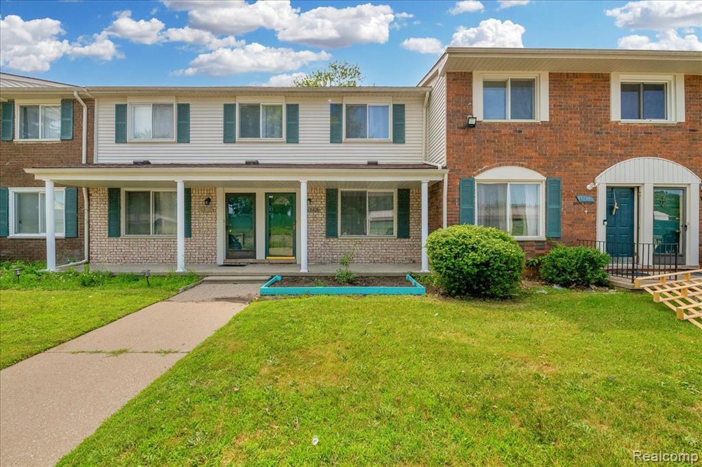 Sterling Heights, Michigan 48312, United States, 3 Bedrooms Bedrooms, ,2 BathroomsBathrooms,Residential,Active,192833