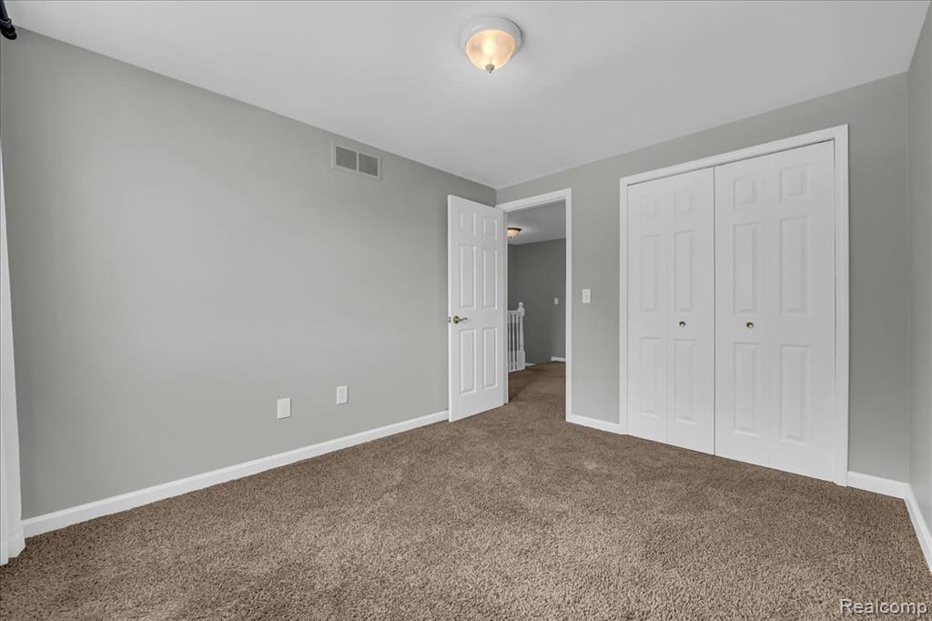 Sterling Heights, Michigan 48312, United States, 3 Bedrooms Bedrooms, ,2 BathroomsBathrooms,Residential,Active,192833