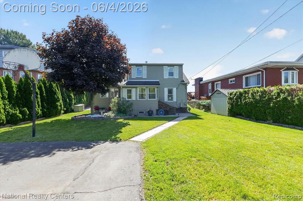 3946 Lakeshore Drive