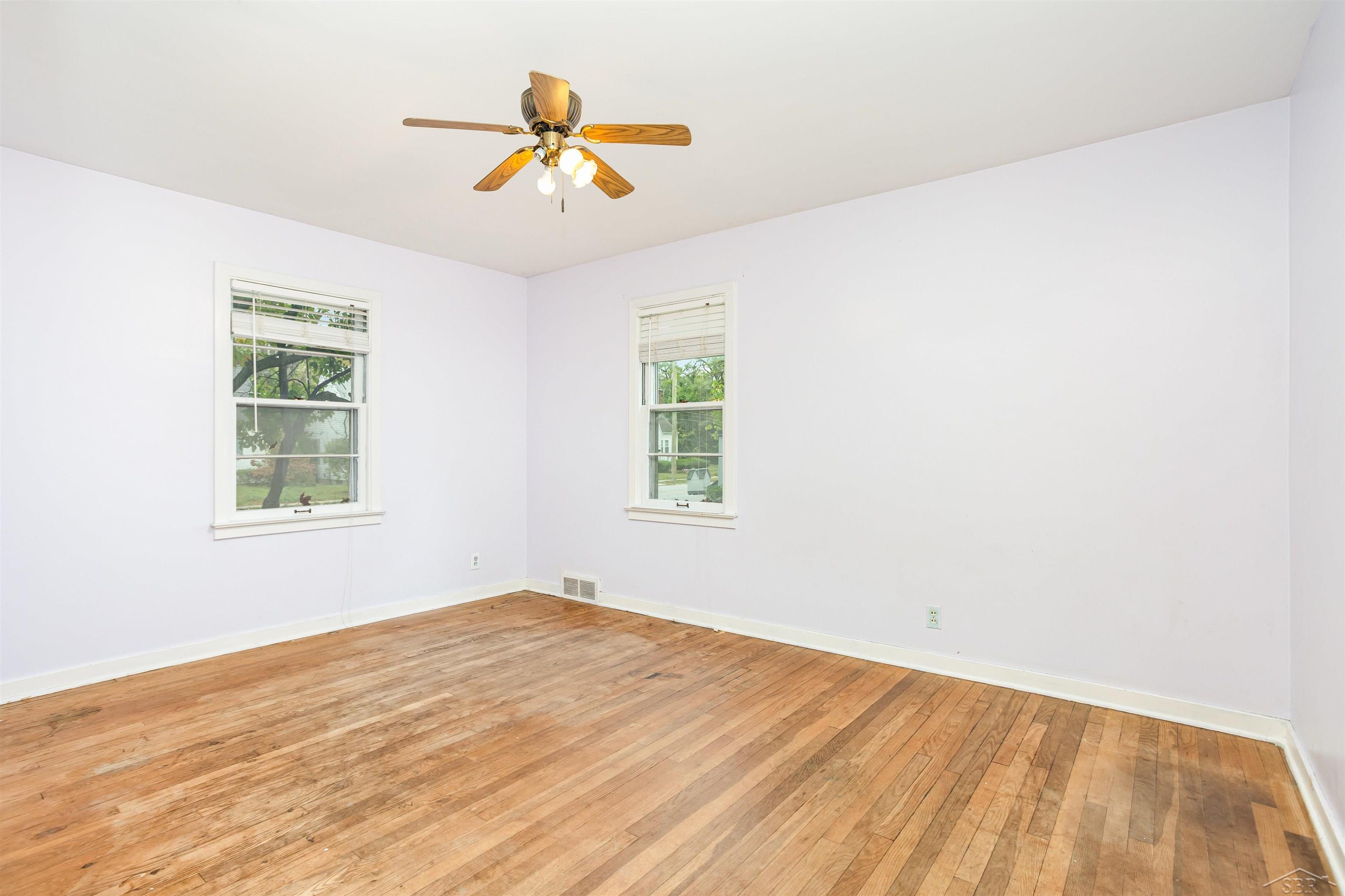 Saginaw, Michigan 48602, United States, 3 Bedrooms Bedrooms, ,1 BathroomBathrooms,Residential,Active,227939