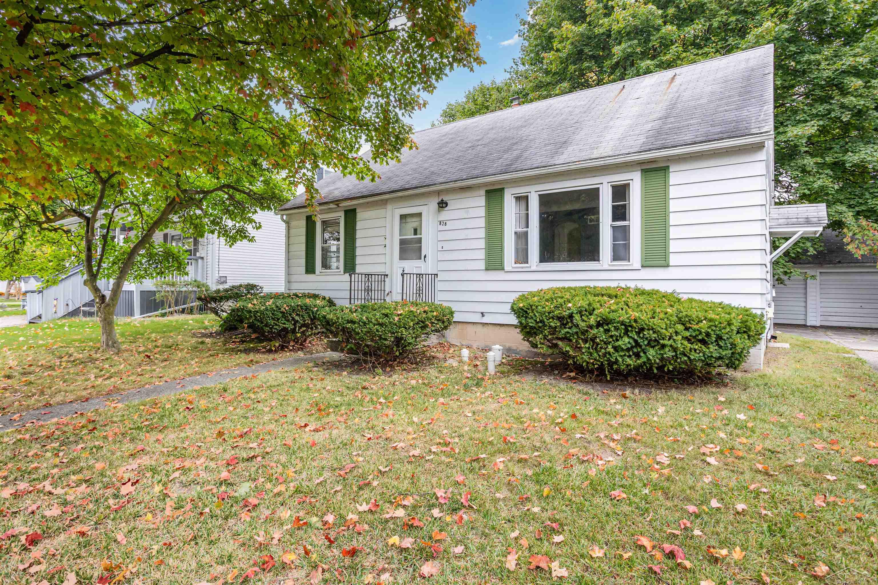 Saginaw, Michigan 48602, United States, 3 Bedrooms Bedrooms, ,1 BathroomBathrooms,Residential,Active,227939