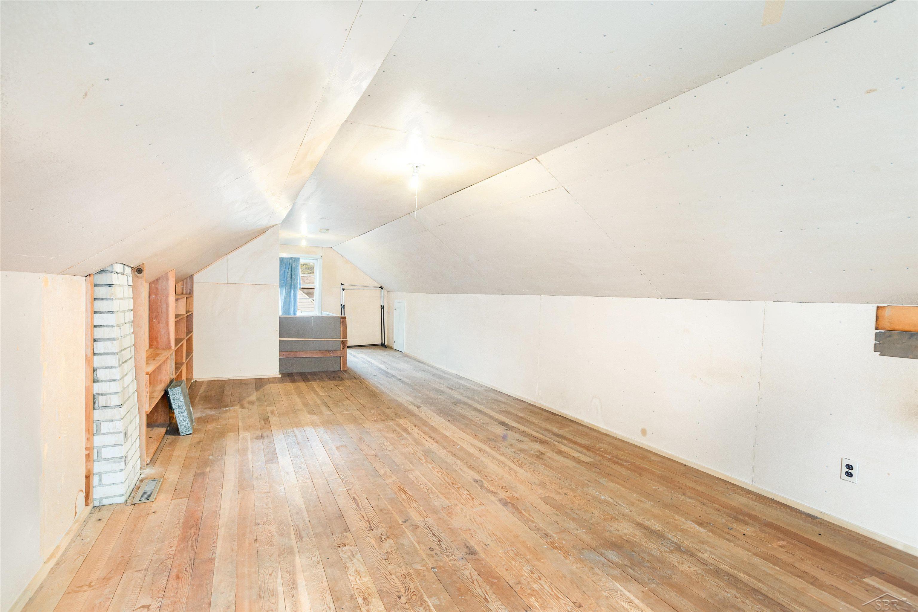 Saginaw, Michigan 48602, United States, 3 Bedrooms Bedrooms, ,1 BathroomBathrooms,Residential,Active,227939