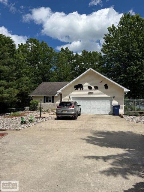 Photo of 6651 Tamarack Roads, Lake, MI 48632 (MLS # 50205176)