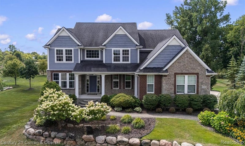 52365 Trailwood Drive