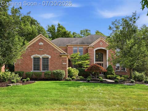 Photo of 7025 Yorkshire Court, West Bloomfield, MI 48322 (MLS # 61014888)