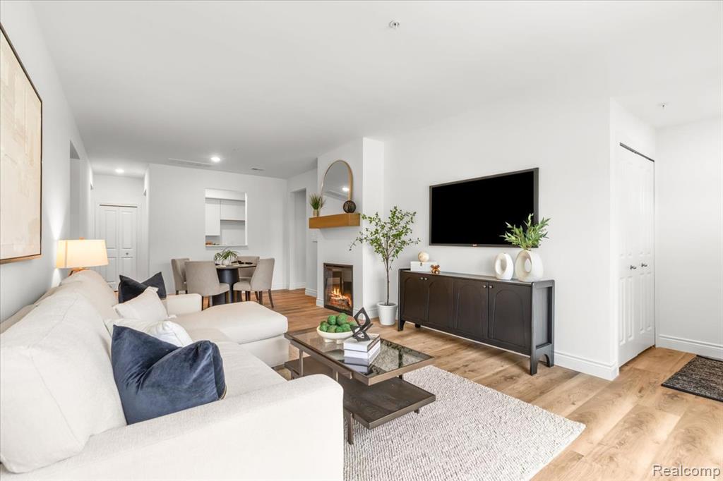 48504 Bridge Way 562