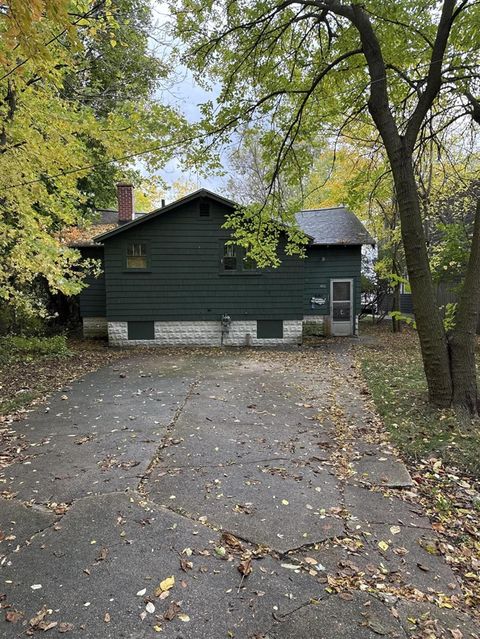 453 Lakeshore Boulevard Norton Shores MI 49444