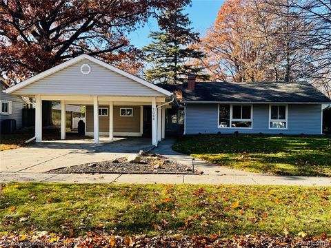 Photo of 1066 Virginia Avenue, Marysville, MI 48040 (MLS # 60954215)