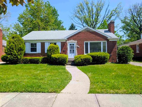 Photo of 2168 Allard Road, Grosse Pointe Woods, MI 48236 (MLS # 50208182)