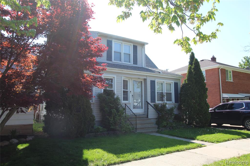 3537 16th Street