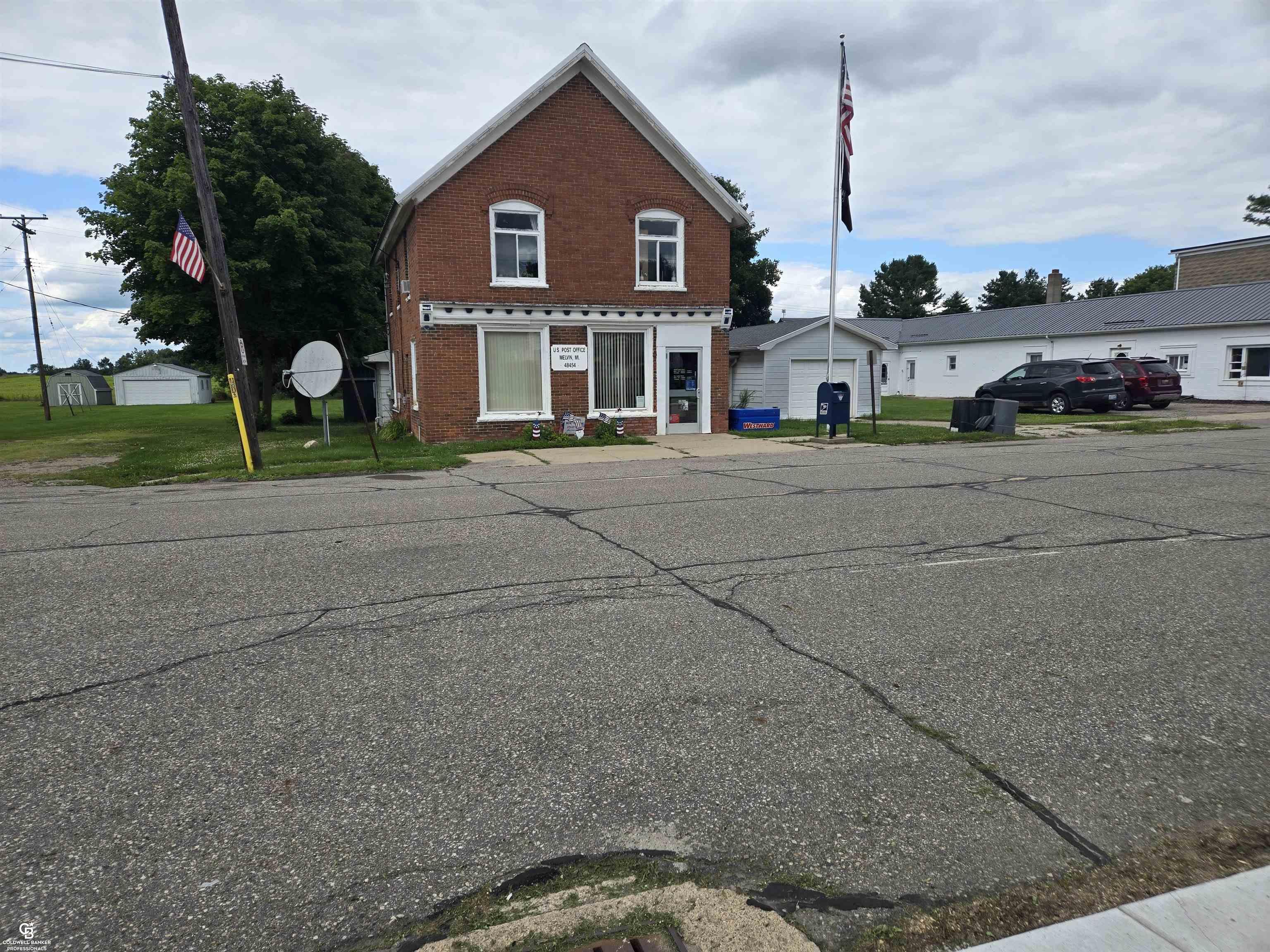1296 Main Street