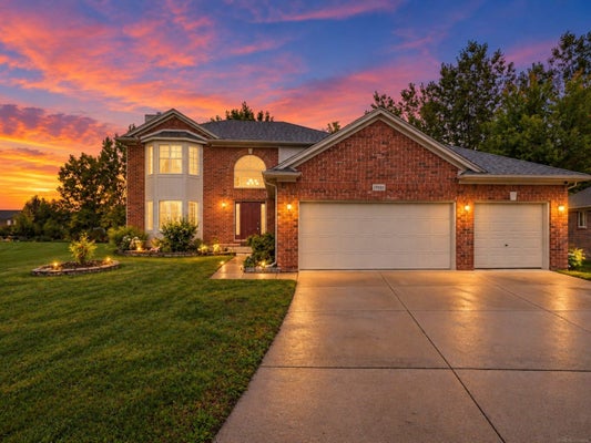 18885 BLACKBERRY DR, MACOMB, MI 48042 - Image 964f7dfb31492b4663b58d06413d4e8c/3301691590
