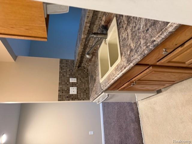 Auburn Hills, Michigan 48326, United States, 1 Bedroom Bedrooms, ,1 BathroomBathrooms,Residential,Active,238158