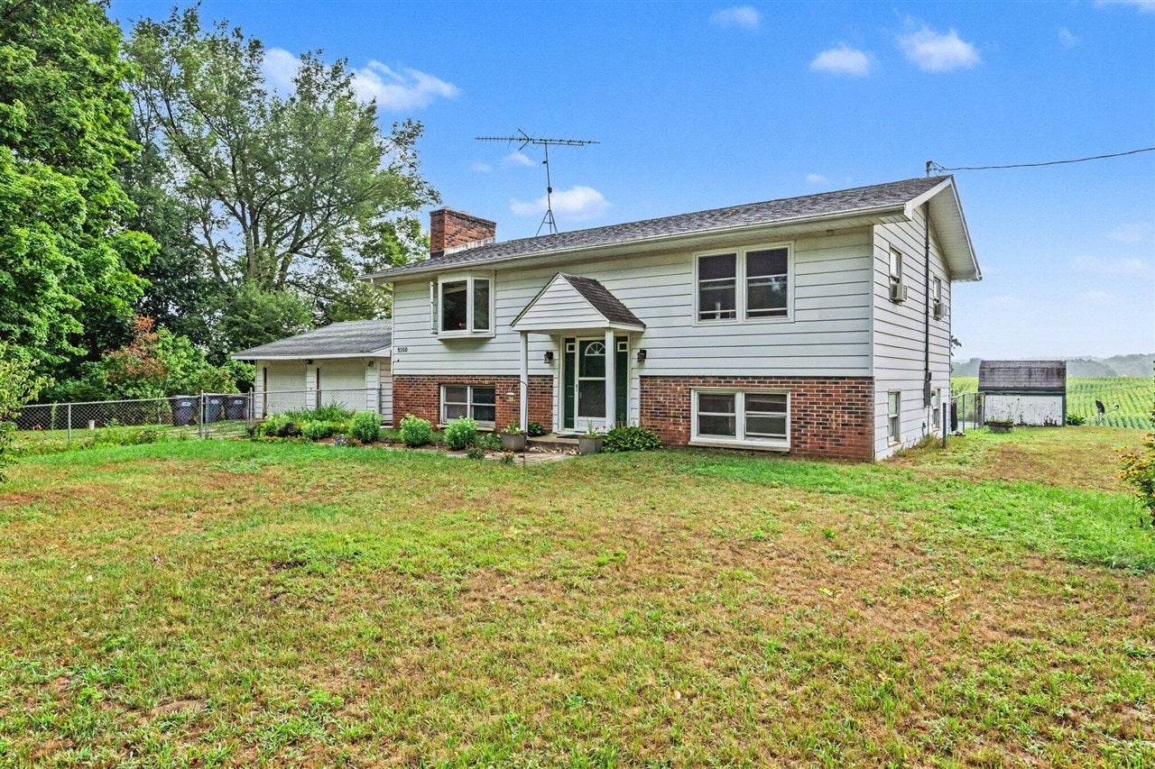 9260 N 45th Street