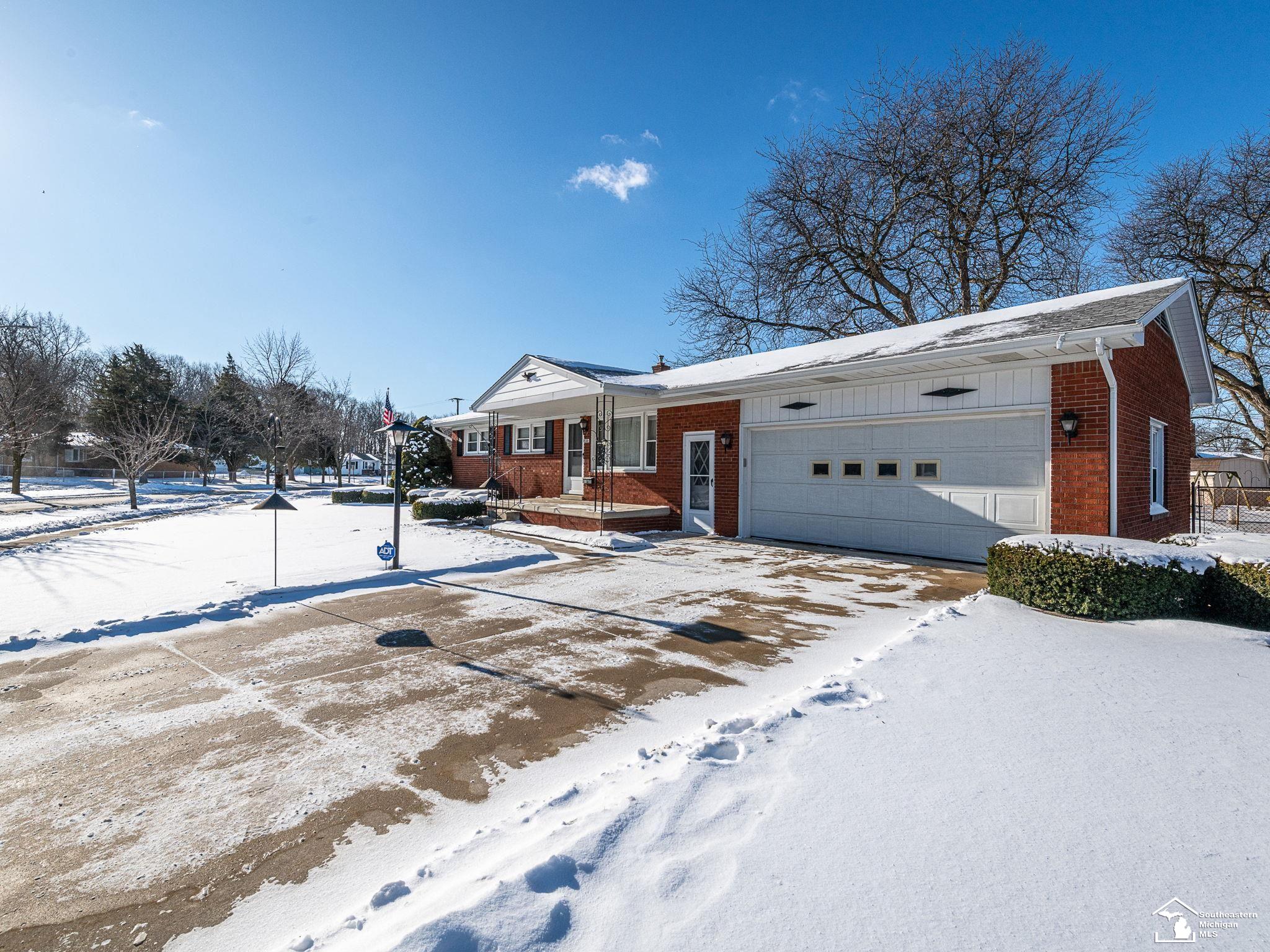 1055 Lavender Street