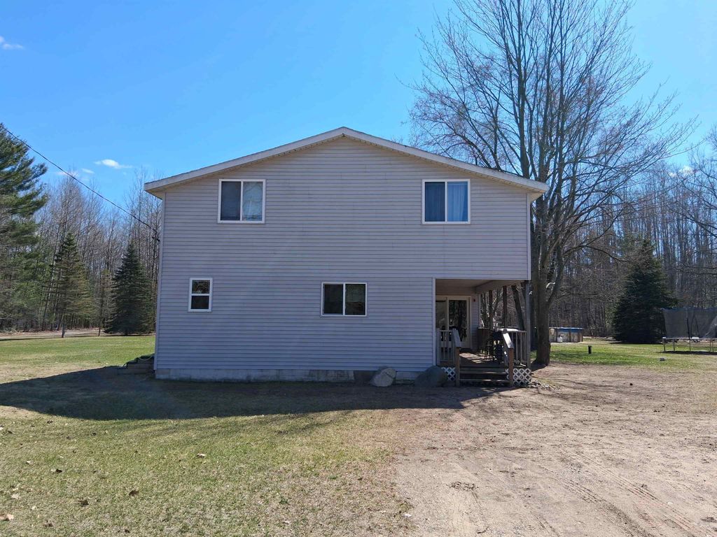Photo of 3739 Pratt Lake Road, Gladwin, MI 48624 (MLS # 50204105)