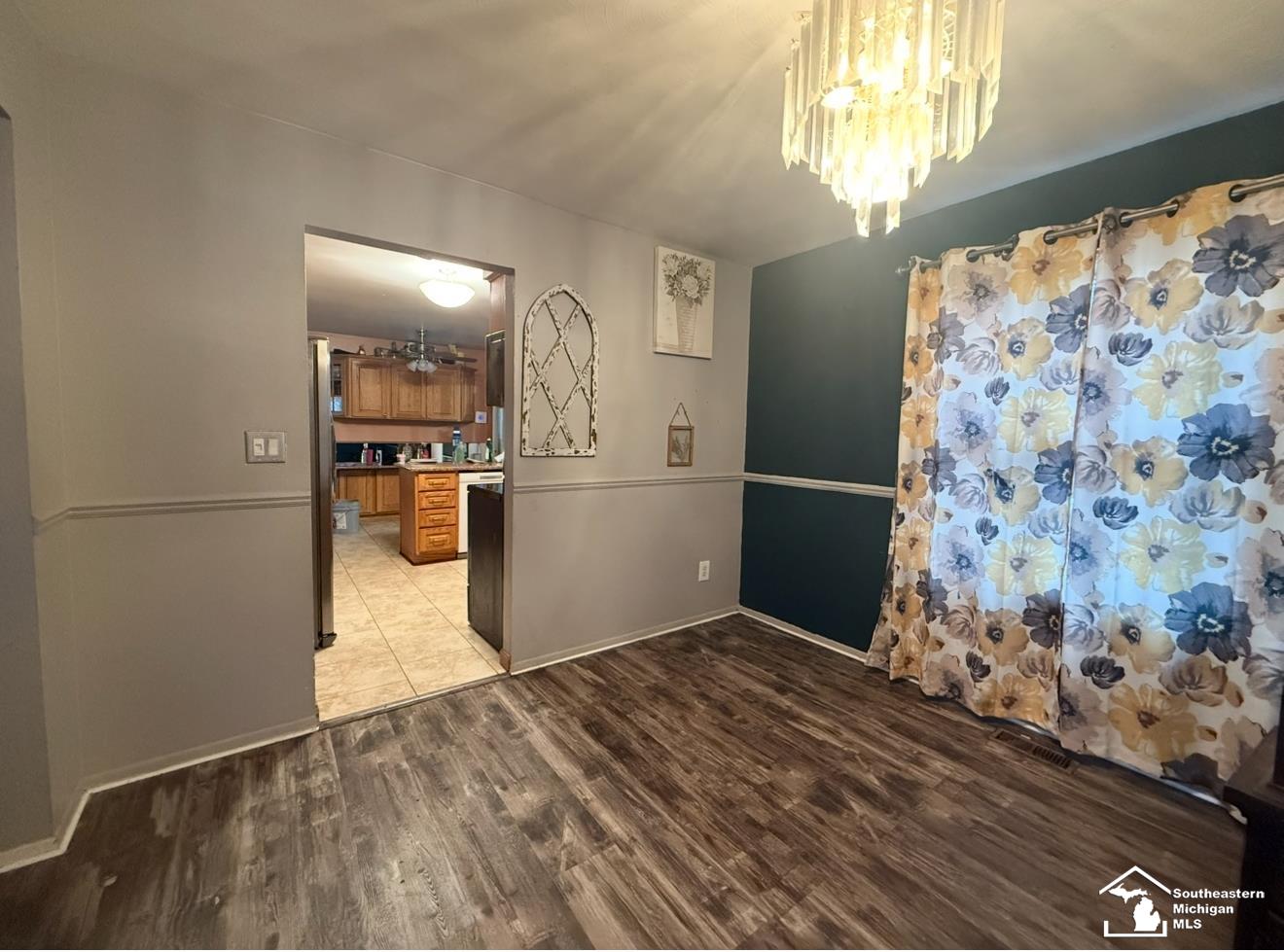 745 N Roessler Street