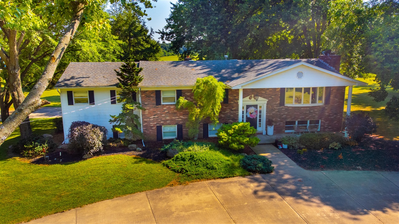 6845 Cochran Road