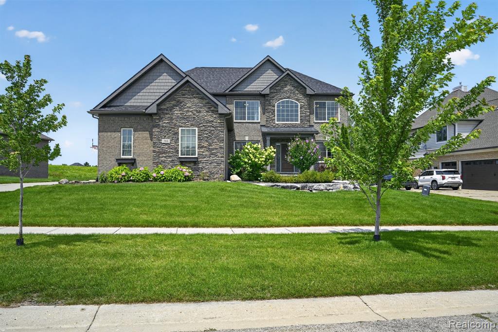 386 Overlook Drive