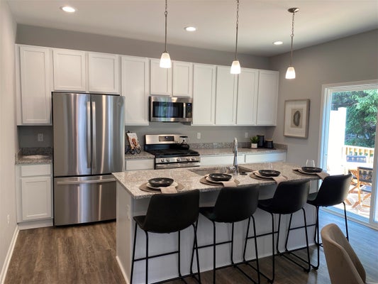1044 REBECCA ST # 21, MARSHALL, MI 49068 - Image 9895b89c8d67f0f6b9e2371c5fc5c227/4293067580